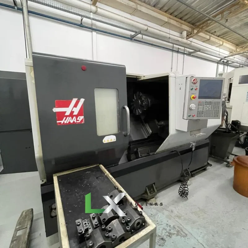 TORNO CNC HAAS ST30 - 533 X 660 - ANO 2010 (1)