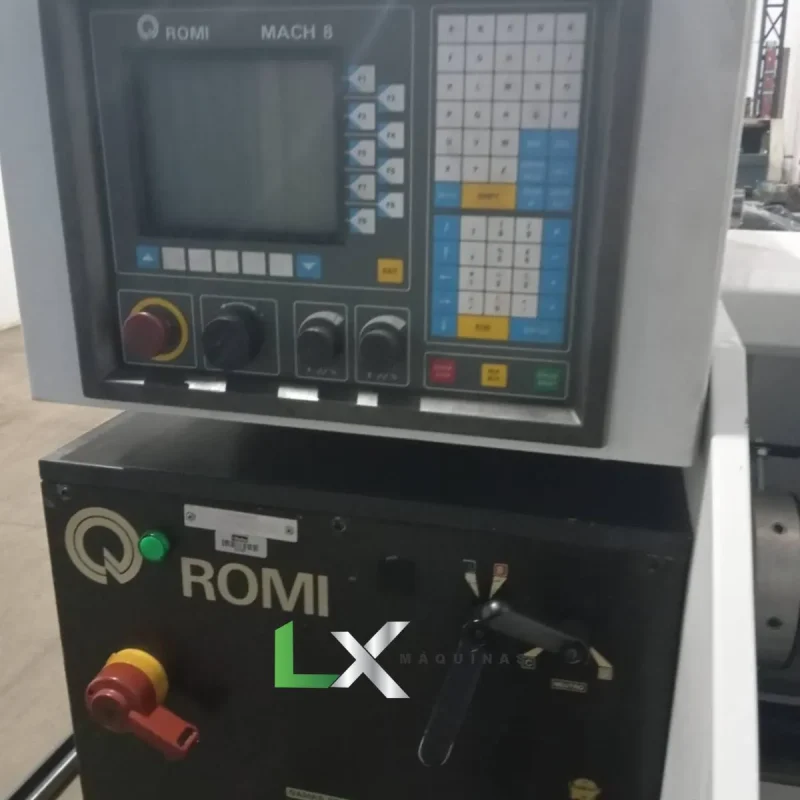 TORNO CNC ROMI CENTUR 20RV - MACH 8 (2)_11zon