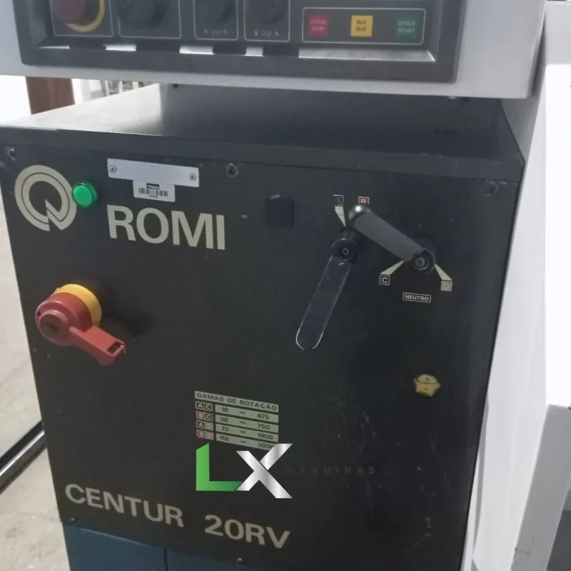 TORNO CNC ROMI CENTUR 20RV - MACH 8 (3)_11zon