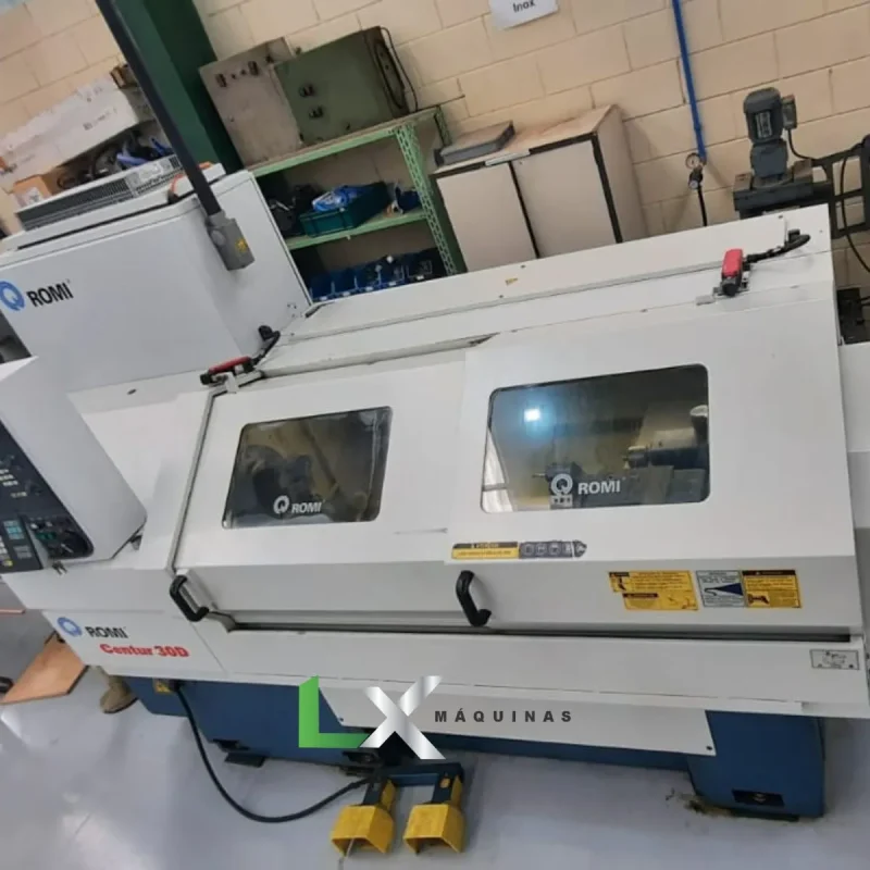 TORNO CNC ROMI CENTUR 30D HIDRÁULICO - SIEMENS – 2011 (6)