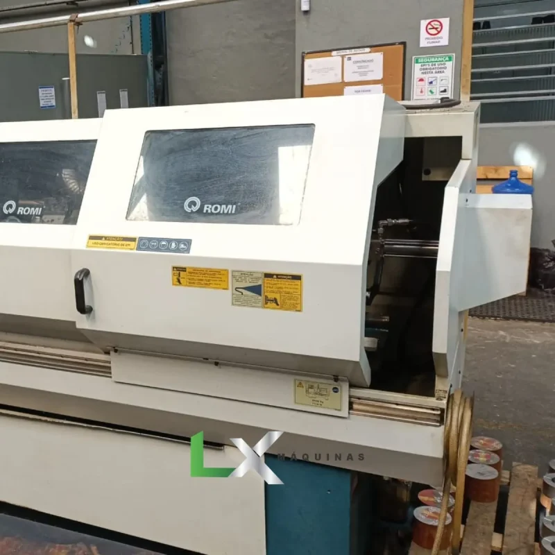 TORNO CNC ROMI CENTUR 35 - SIEMENS - 520X1500MM - ANO 2008 (4)